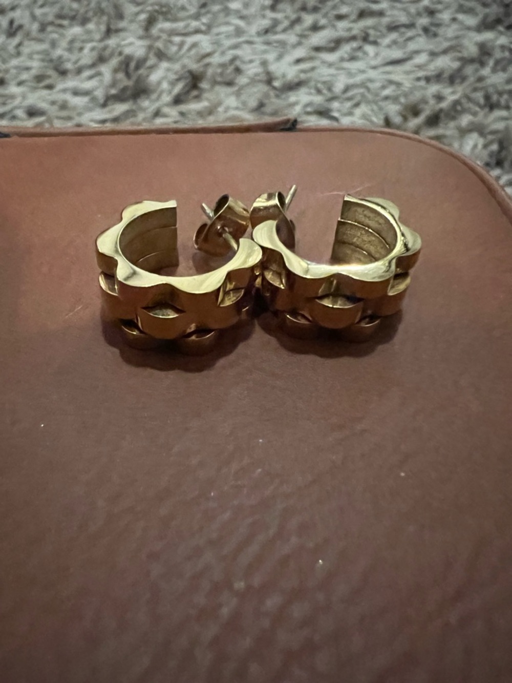 Alco earrings - Picture 2 of 3